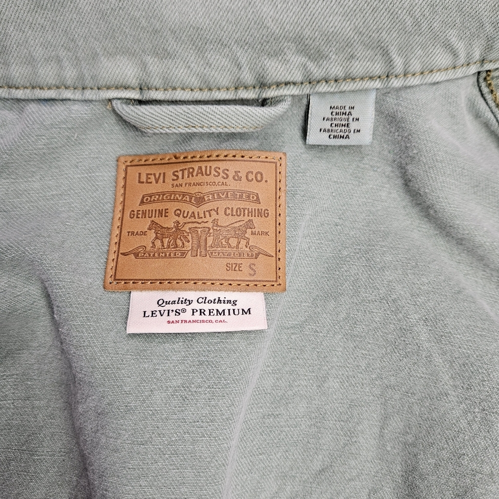 Levi's Size S/M Jean Jacket Ex-Boyfriend Trucker Sage Green Premium Denim Cotton - Picture 8 of 10